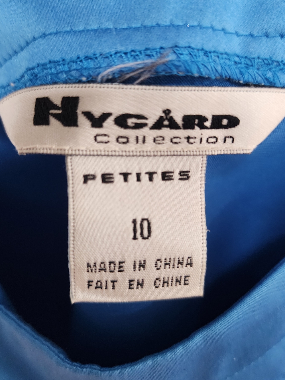Nygård Collection Bright Blue Top - Picture 2 of 4
